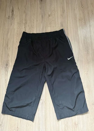 Short nike vintage noir, merk: Nike, staat: Heel goed, maat: S, € 22,00, € 23,80 inclusief Kopersbescherming