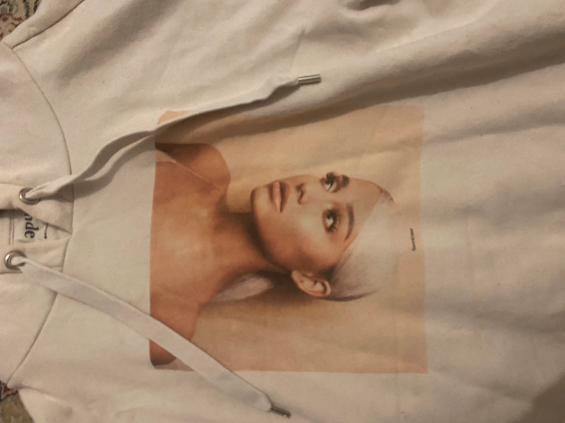 Ariana Grande Sweetener Bag - Vinted