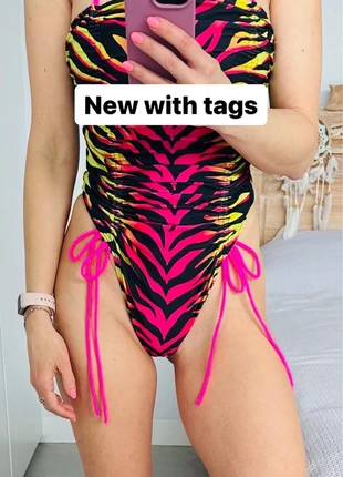 Jaded London tiger print neon pink technicolour swimsuit Y2K, marca: Jaded London, estado: Nuevo con etiquetas, tamaño: S / 36 / 8, 39,00 €, 41,65 € Protección al comprador incluida