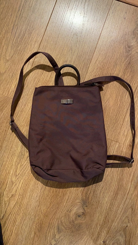 Sac dos paquetage Paris Vinted