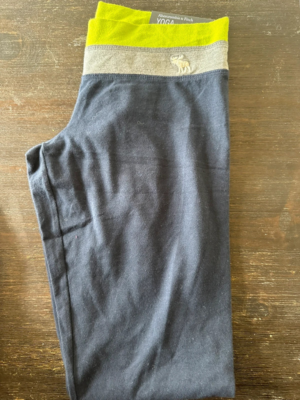 Abercrombie & Fitch leggings 3