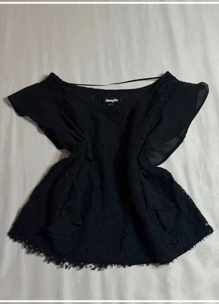 Blouse en dentelle noir et volant taille s, brand: Jennyfer, condizioni: Ottime, taglia: S / IT 40 / EU 36, €5.00, €5.95 include la Protezione acquisti