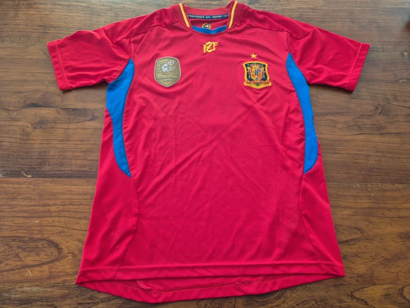 T-shirt foot