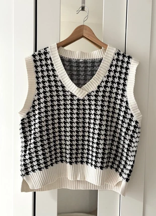 Pull sans manches motif pieds de poule noir et beige crème, brand: Shein, condizioni: Ottime, taglia: M / IT 42 / EU 38, €9.00, €10.15 include la Protezione acquisti