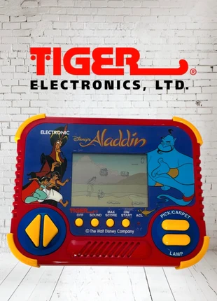 Tiger Electronics X Disney LCD Vintage modèles: Aladdin ( Tiger 1990 ), marque: Tiger, état: Bon état, taille: Taille unique, 42,00 €, 44,80 € Protection acheteurs incluse