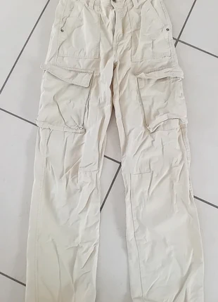 Pantalon taille 32 bershka, merk: Bershka, staat: Heel goed, maat: XXS / 32 / 4, € 3,00, € 3,85 inclusief Kopersbescherming