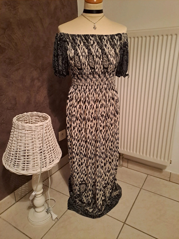 Robe longue "Boutique indépendante" 1