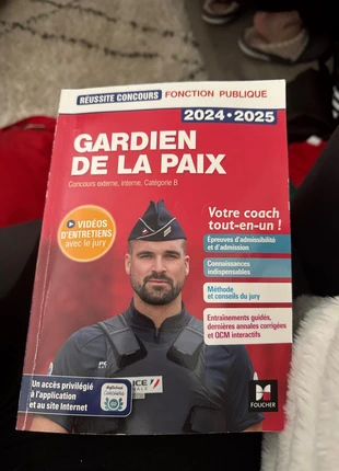 livre gardien de la paix préparation concours, zustand: Zufriedenstellend, 5,00 €, 5,95 € inklusive Vinted-Käuferschutz