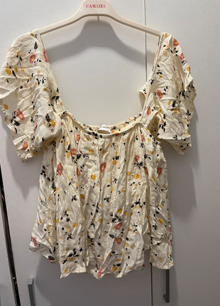 Top fleurie Pull & Bear, brand: Pull & Bear, condizioni: Ottime, taglia: XL / IT 46 / EU 42, €7.00, €8.05 include la Protezione acquisti