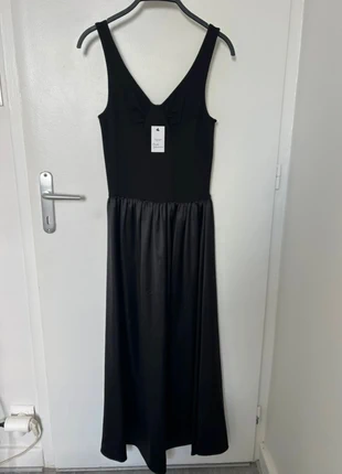 Robe noir style valvi - 2 en 1 - à bretelles jupe, condition: New with tags, size: S / 36 / 8, €20.00, €21.70 includes Buyer Protection