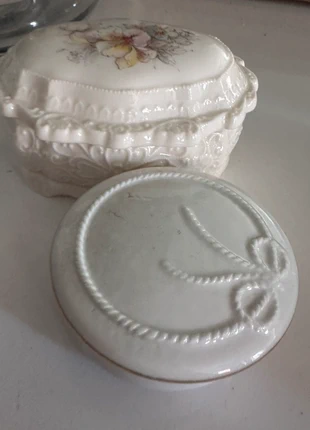 Lot de 2 boîtes bijoux Neuves smycken boxes, brand: Local, condizioni: Nuovo senza cartellino, €19.90, €21.60 include la Protezione acquisti