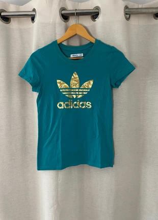 T-shirt Femme Adidas Taille : 36 FR, marke: adidas, zustand: Gut, größe: S / 36 / 8, 7,00 €, 8,05 € inklusive Vinted-Käuferschutz