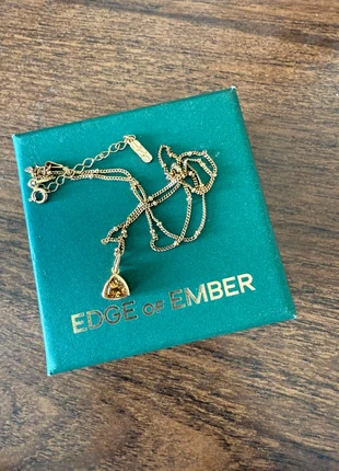 Collier Edge of Ember, brand: Edge, condizioni: Ottime, €40.00, €42.70 include la Protezione acquisti