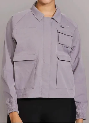 Veste Nike couleurs lilas, marke: Nike, zustand: Neu, größe: S / 36 / 8, 20,00 €, 21,70 € inklusive Vinted-Käuferschutz