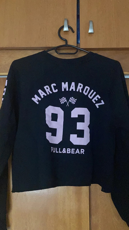 desconcertado Accidental muerto Sudadera corta negra y rosa de la colección de la colección de Marc Marquez  de Pull & Bear - Vinted