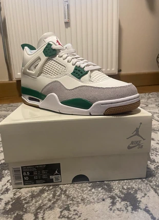 Jordan 4 SP Pine Green, marke: Jordan, zustand: Neu, mit Etikett, größe: 42, 400,00 €, 420,70 € inklusive Vinted-Käuferschutz