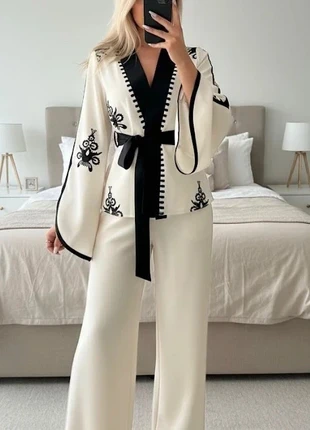 Ensemble élégant Deux-pièces, marque: Luanges, état: Très bon état, taille: S / 36 / 8, 59,00 €, 62,65 € Protection acheteurs incluse