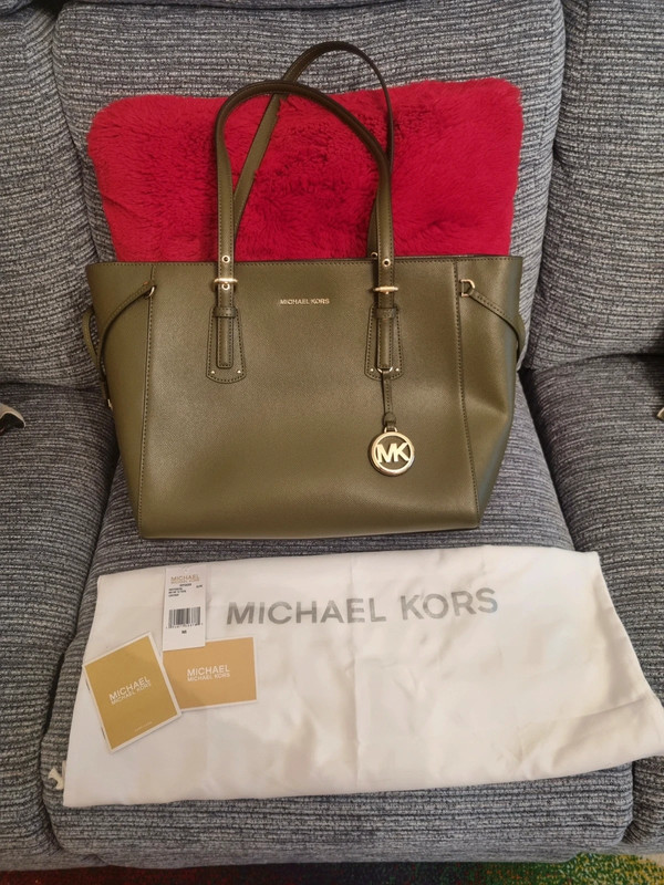 Michael Kors voyager bag Vinted