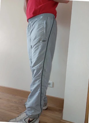 Jogging, bas, Pantalon survêtement gris Adidas climacool jambes larges. Taille M., merk: adidas, staat: Heel goed, maat: M, € 12,50, € 13,83 inclusief Kopersbescherming