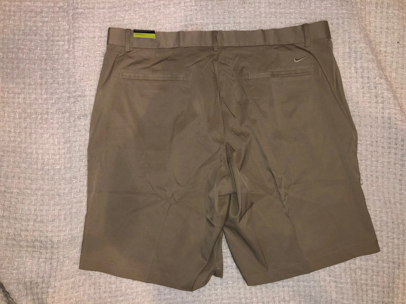 Nike Men’s Golf Shorts- Size 40 2