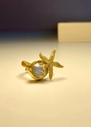 Gold-tone Ring with Starfish and Gemstone, estado: Muy bueno, tamaño: Ajustable, 1,45 €, 2,22 € Protección al comprador incluida
