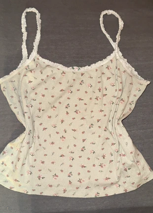 cute floral top Size L, merk: Primark, staat: Heel goed, maat: L / 40 / 12, € 4,00, € 4,90 inclusief Kopersbescherming