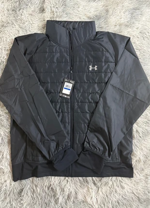 Veste under armour hybrid taille XL, marke: Under Armour, zustand: Neu, mit Etikett, größe: XL, 130,00 €, 137,20 € inklusive Vinted-Käuferschutz