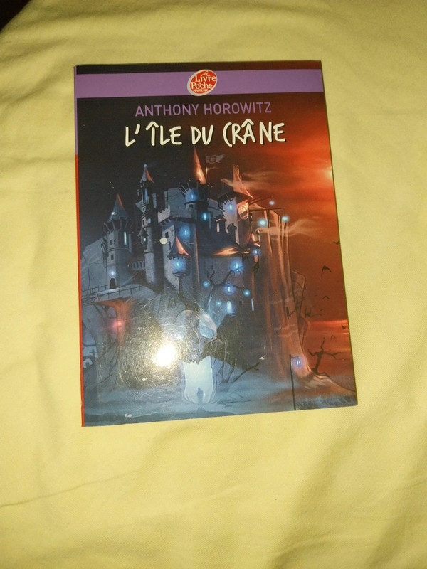 Livre l'île du crâne 1