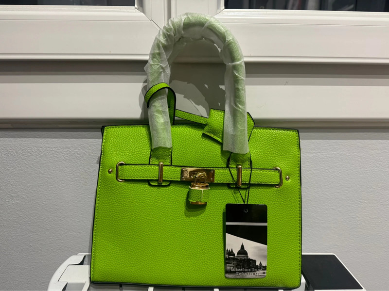 Sac à main vert menthe  neuf 1