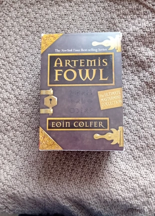 Série Artémis Fowl VO tome 1 à 5, estado: Muy bueno, 8,00 €, 9,10 € Protección al comprador incluida