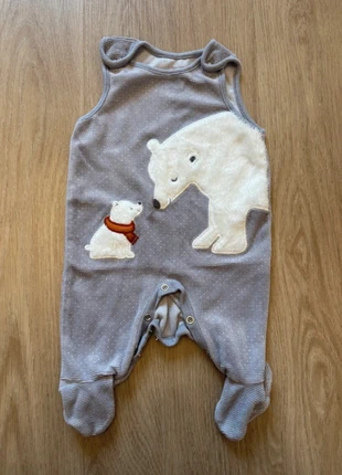 Niedlicher Eisbär Strampler größe 62, merk: C&A, staat: Heel goed, maat: 3-6 maanden / 62 cm, € 1,00, € 1,75 inclusief Kopersbescherming