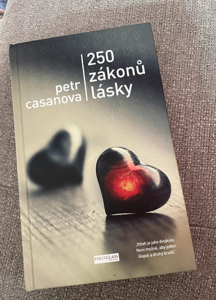 Obrázek k inzerátu: 250 zákonů lásky Petr Casanova