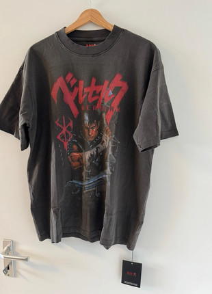 Anime Berserk T-Tshirt, marque: aniqi, état: Neuf avec étiquette, taille: M, 28,00 €, 30,10 € Protection acheteurs incluse