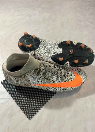 Chaussures Nike Mercurial CR7 Safari – Taille 42.5, brand: Nike, condition: Very good, size: 42.5, €99.00, €104.65 includes Buyer Protection
