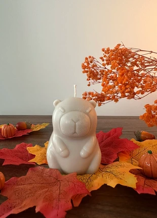 Bougie moulée capybara, marke: Fabrication Artisanale, zustand: Neu, mit Etikett, 8,00 €, 9,10 € inklusive Vinted-Käuferschutz