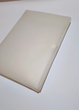 Transparante witte map met velcro sluiting 3 CM dik, estado: Bueno, 2,00 €, 2,80 € Protección al comprador incluida