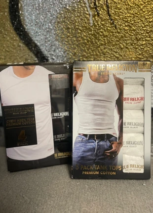 True Religion Undershirt Pack (4 White + 4 Black), marca: True Religion, estado: Nuevo con etiquetas, tamaño: M, 50,00 €, 52,50 € Protección al comprador incluida