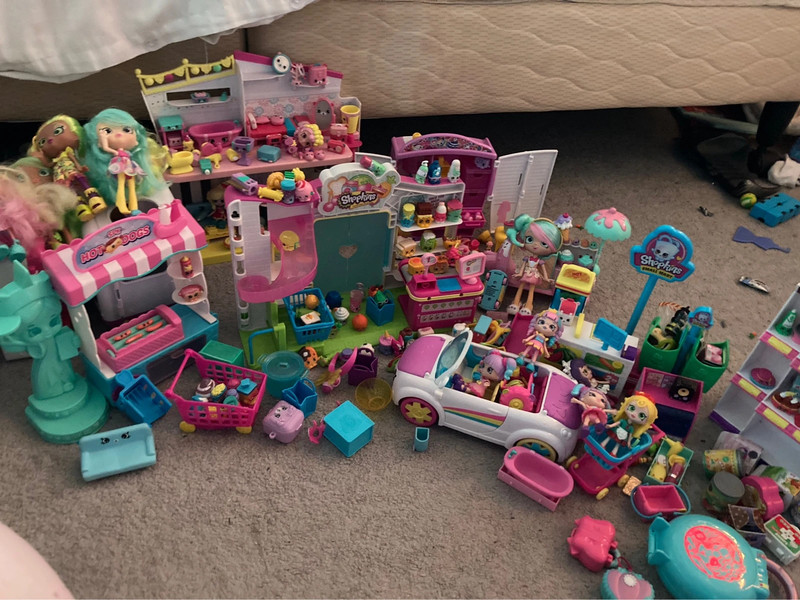 HUGE shopkins bundle 10 play sets good for birthdays