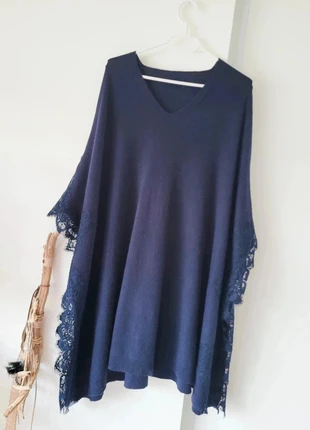 Poncho marine Femme M & G – Taille Unique, marke: M&G, zustand: Sehr gut, größe: Einheitsgröße, 8,00 €, 9,10 € inklusive Vinted-Käuferschutz