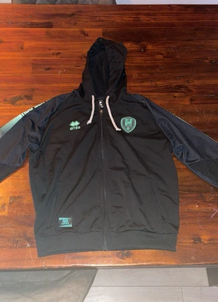 Vest van ADO/ errea, merk: Ado, staat: Heel goed, maat: XS, € 35,00, € 37,45 inclusief Kopersbescherming