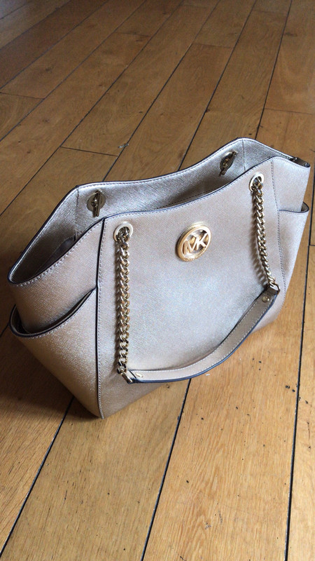 Sac a main top michael kors doré
