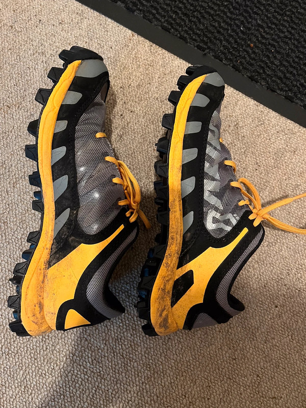 Inov8 Mudclaw 300 Classic Trail Running Shoes size 4.5 Vinted