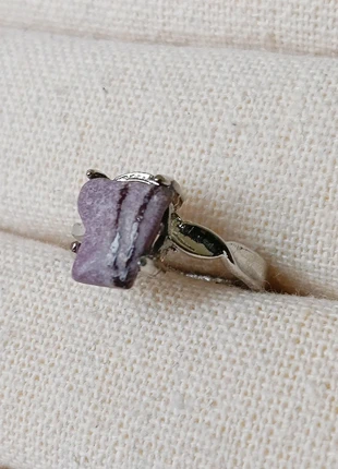 Sugiliet edelsteen ring verstelbaar - messing, merk: Amethist en hematietkwarts, staat: Heel goed, maat: Aanpasbaar, € 9,95, € 11,15 inclusief Kopersbescherming