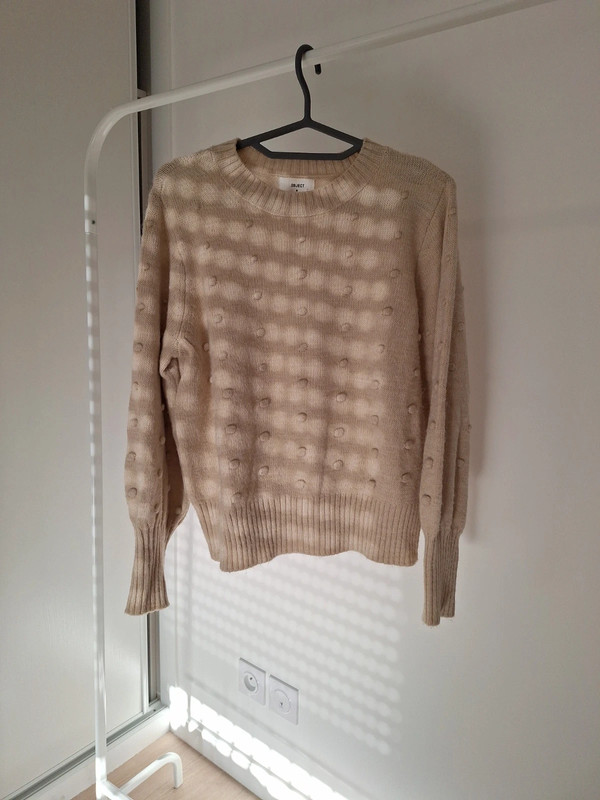 Pull beige Object M