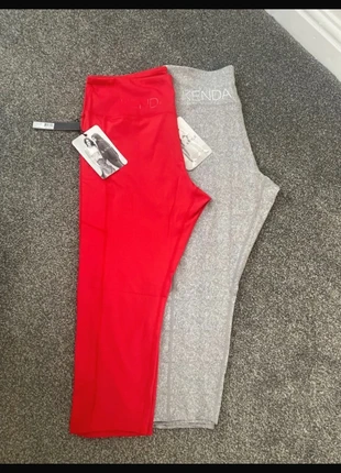 Kendal&Kylie set 3/4 leggings bold red and silver grey XL, brand: Kendall + Kylie, condition: New with tags, size: XL / UK 20-22, £15.99, £17.49 includes Buyer Protection