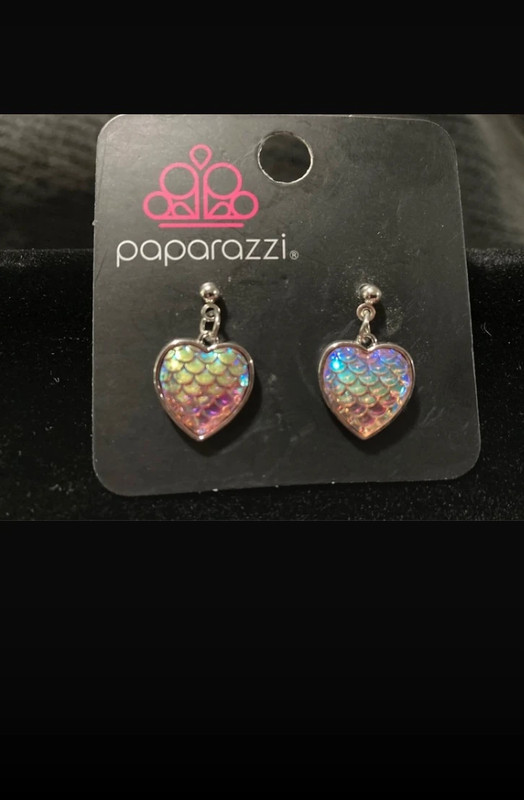 Paparazzi Jewelry Heart Earrings