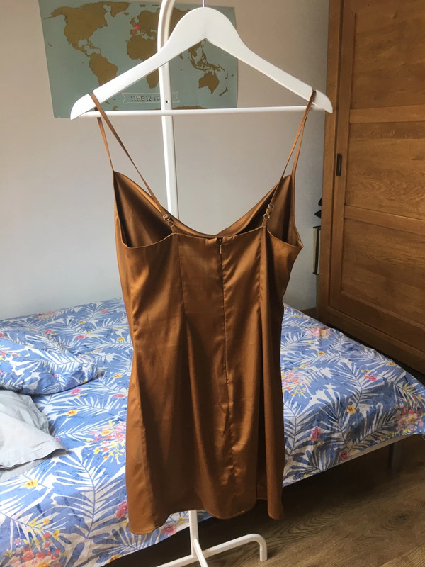 Robe discount dorée satin