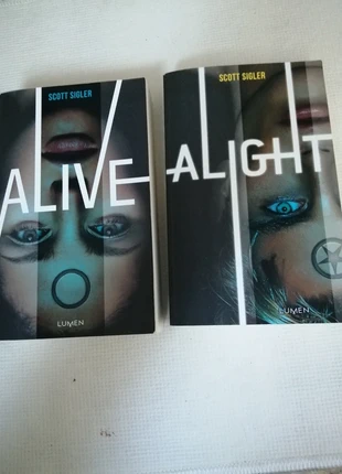 Alive, zustand: Sehr gut, 20,00 €, 21,70 € inklusive Vinted-Käuferschutz