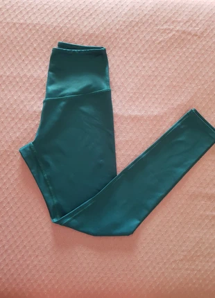 Leggings tecnico petrolio, brand: South Beach, condizioni: Nuovo senza cartellino, taglia: S / IT 40 / EU 36, €8.00, €9.10 include la Protezione acquisti