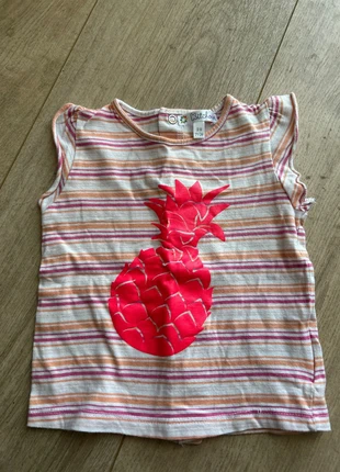 Tee shirt 9 mois, merk: Kitchoun, staat: Heel goed, maat: 6-9 maanden / 68 cm, € 1,00, € 1,75 inclusief Kopersbescherming